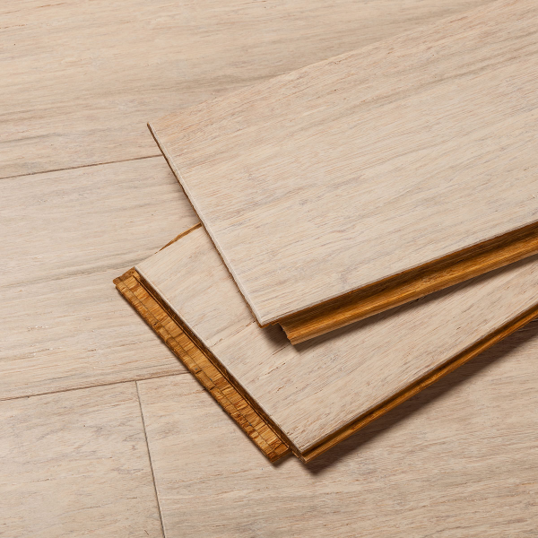 Chip: Brushed Pearl Stiletto Strand Bamboo Floor